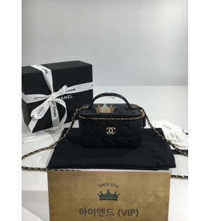 샤넬 25C 크루즈 베니티 탑핸들 CC로고 코스메틱백 캐비어 블랙  AP4404