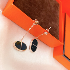 에르메스 베르소 테슬 귀걸이