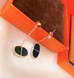 에르메스 베르소 테슬 귀걸이