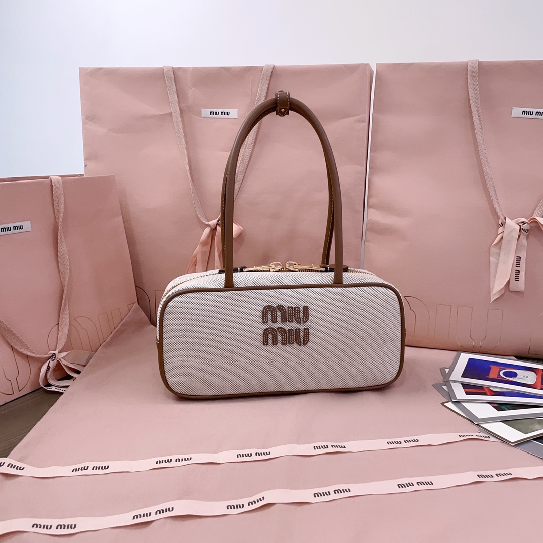 미우미우 보 스몰 데님 백