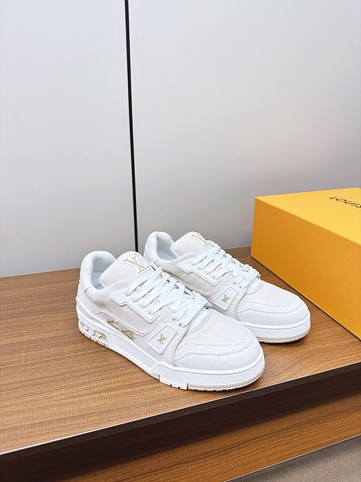 루이비통 트레이너 스니커즈 (남녀공용)