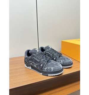 루이비통 트레이너 스니커즈 (남녀공용)