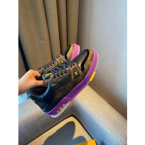 루이비통 트레이너 스니커즈 (남성용)