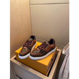 루이비통 트레이너 스니커즈 (남성용)