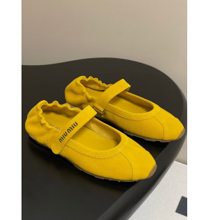 미우미우 플룸 발레리나 스니커즈 (컬러 옐로우)