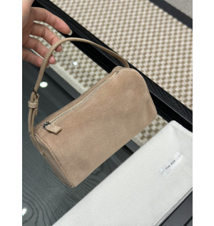 더 로우 레더 토트백