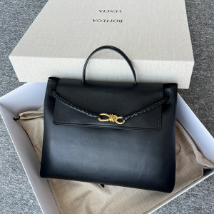 보테가베네타 라지 차오 차오 826195