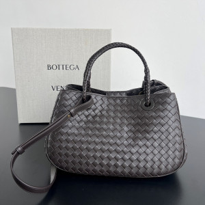 보테가베네타 바스켓 836261