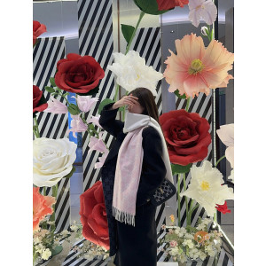 구찌 캐시미어 자카드 머플러