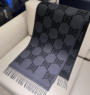 발렌시아가 캐시미어 울 로고 머플러