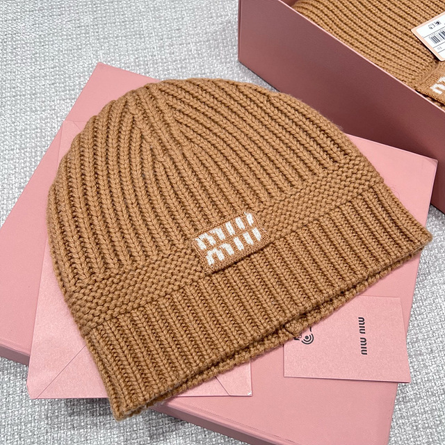 미우미우 로고 니트 비니 / 장갑 / 머플러
