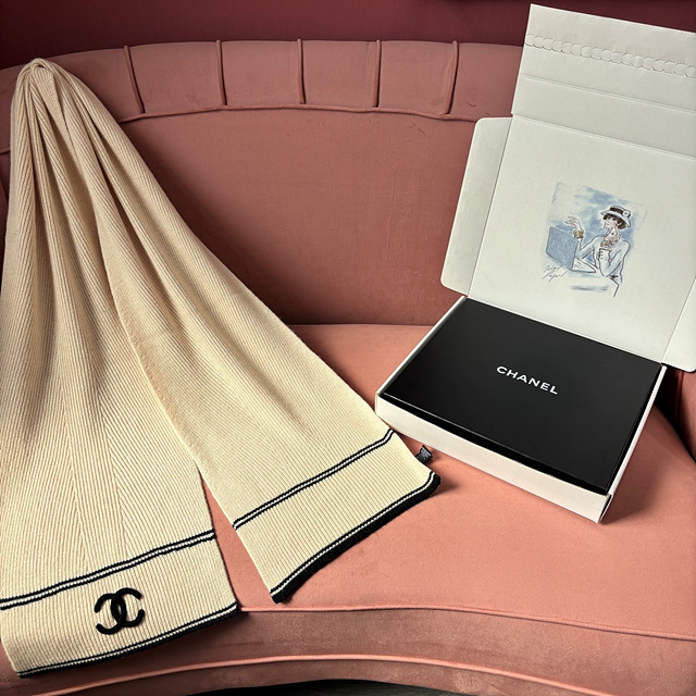 샤넬 CC 로고 니트 머플러