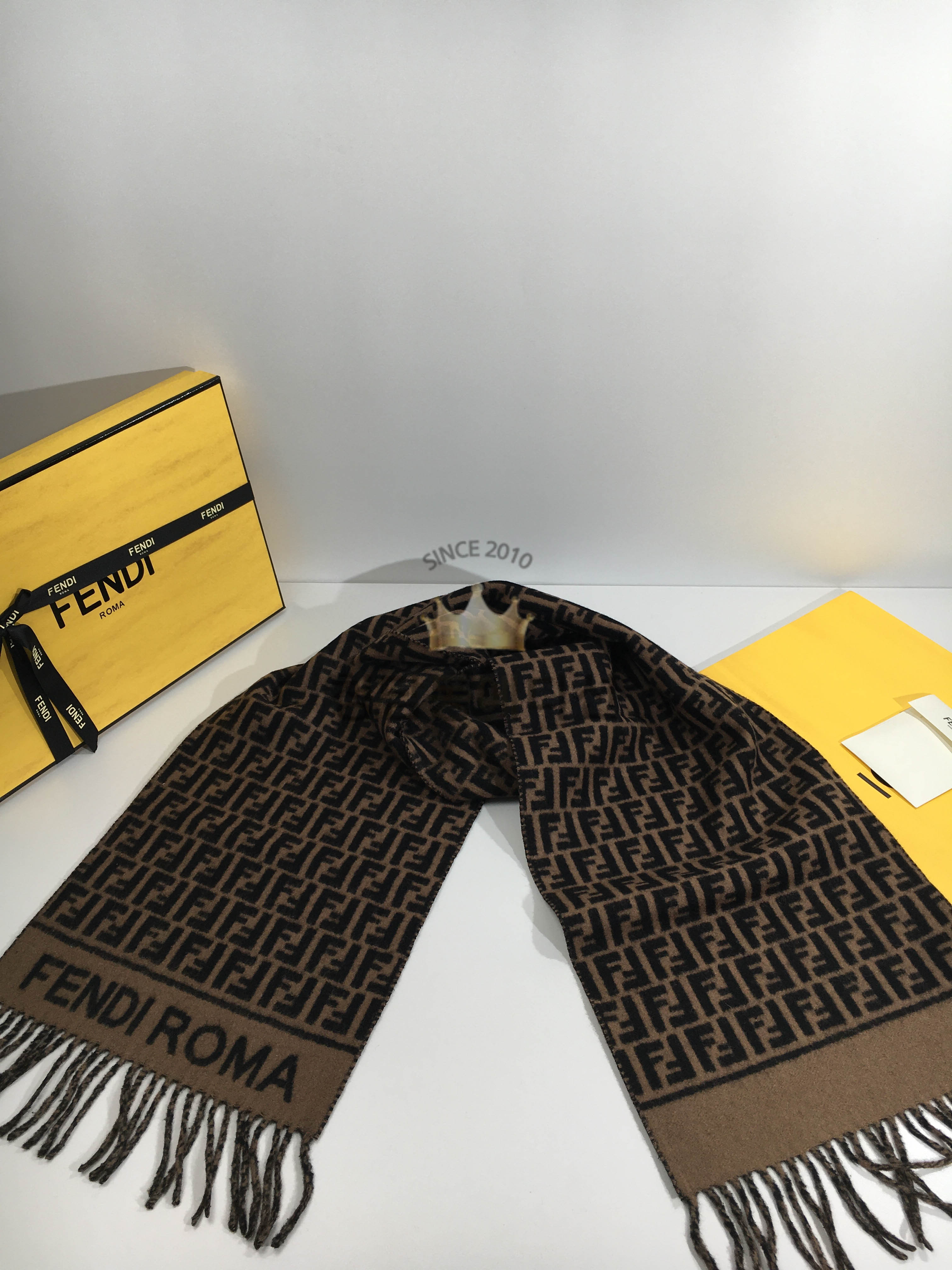 펜디 머플러 캐시미어