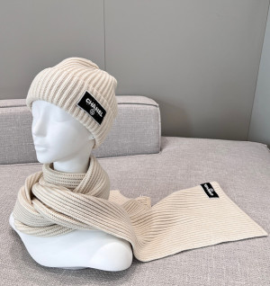 샤넬 라벨 패치 리브 니트 비니 & 머플러