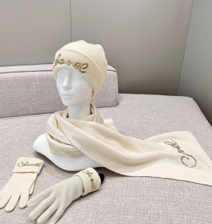 샤넬 캐시미어 스크립트 비니 / 장갑 / 머플러