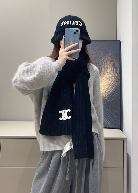 셀린느 트리오페 캐시미어 3종 비니 & 머플러